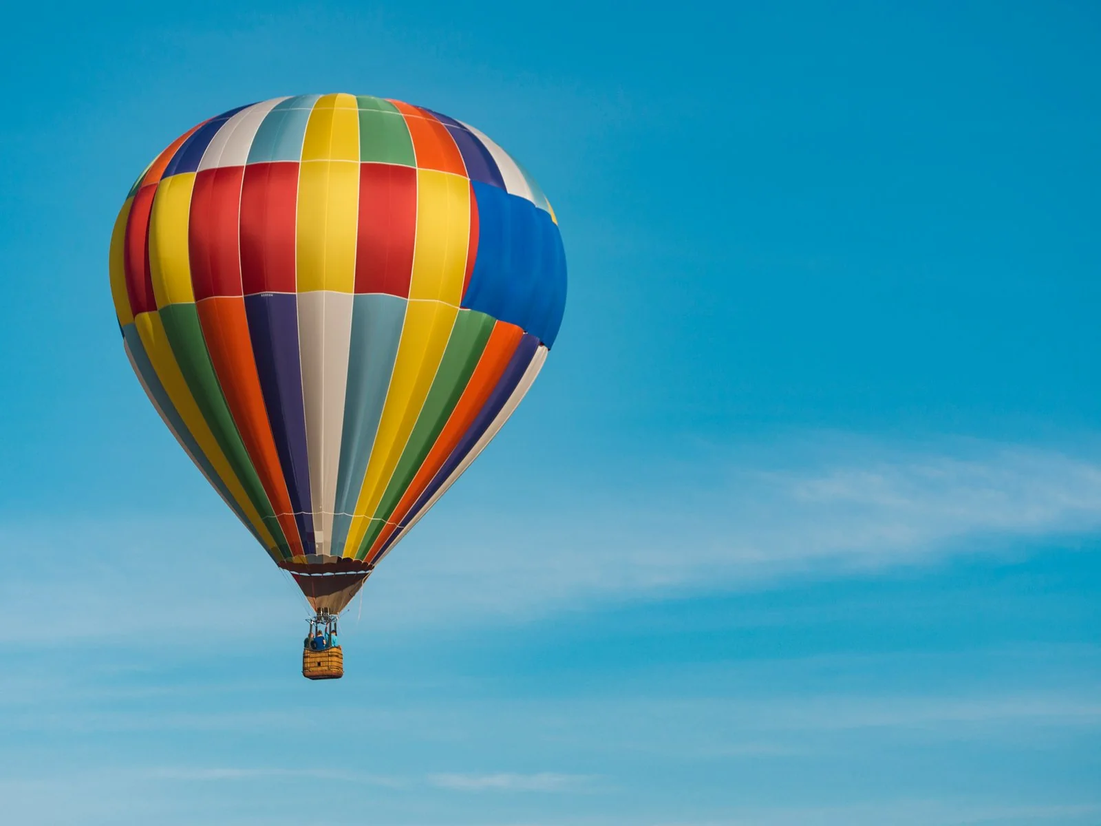 Hot air balloon over the Tramuntana